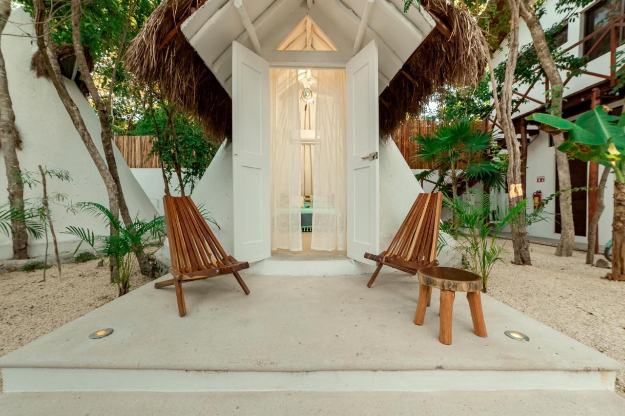 Mimosa Tulum Hostel Buitenkant foto