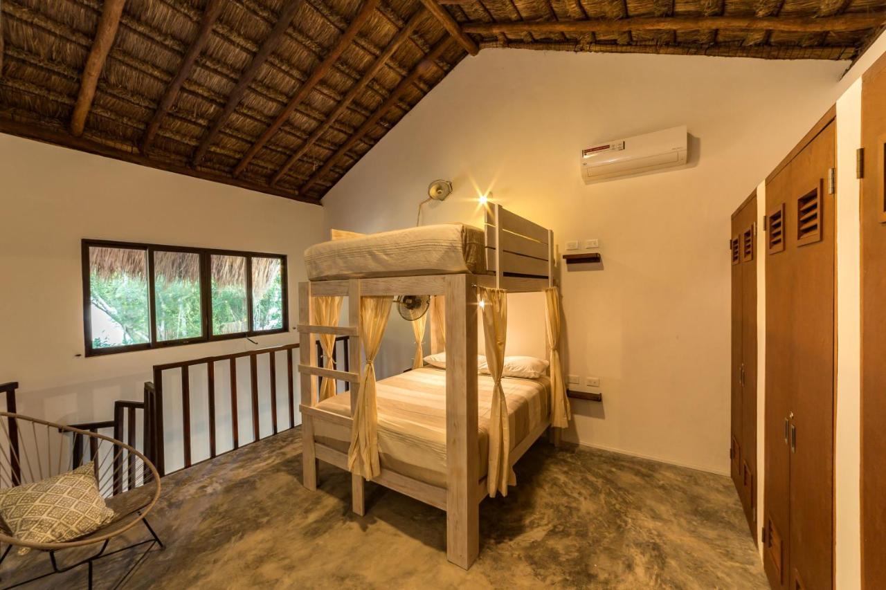 Mimosa Tulum Hostel Buitenkant foto