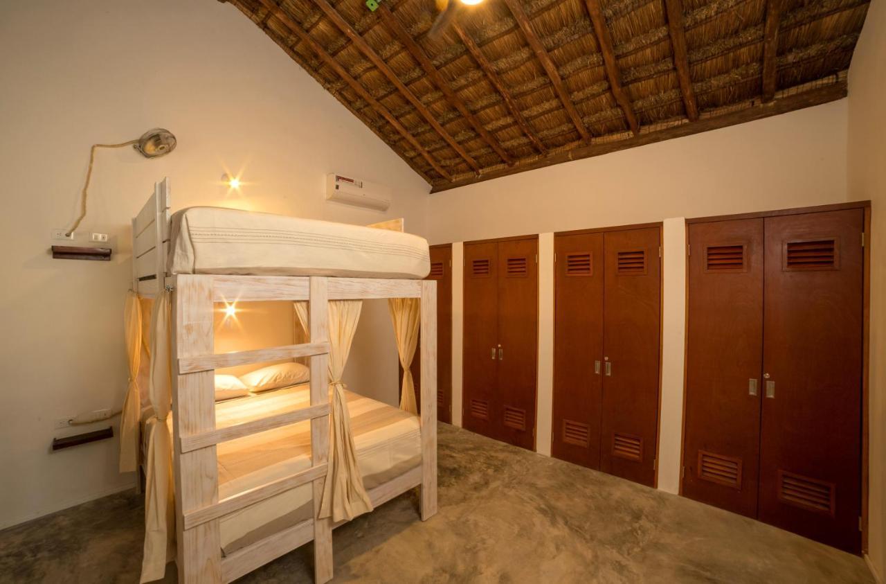 Mimosa Tulum Hostel Buitenkant foto